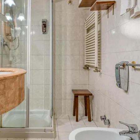 酒店 普利莫特布雷夏酒店