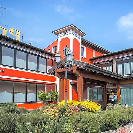 Hotel Primotel 4*