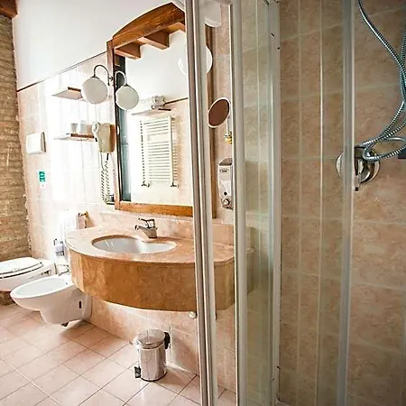 Primotel Hotel 4*